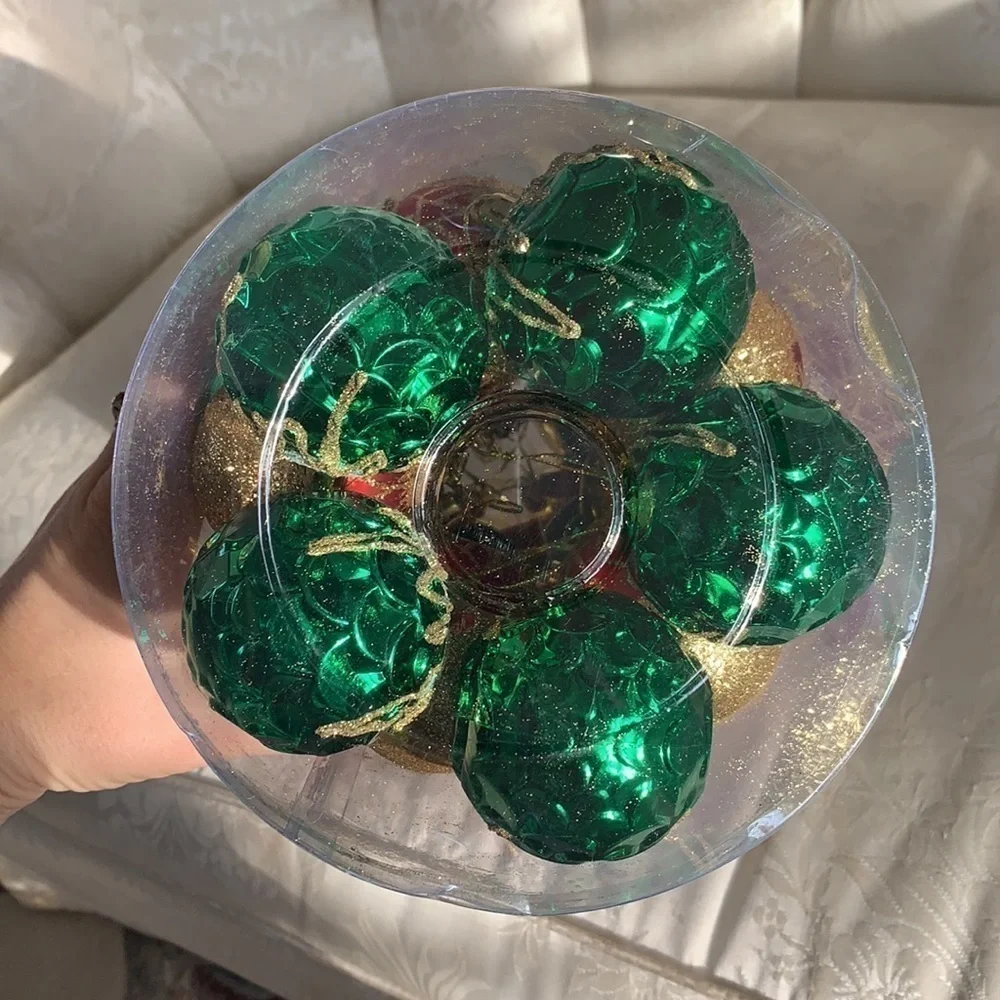 Brand New Set of 30 Red, Green & Gold Christmas Ball Ornaments Decorations